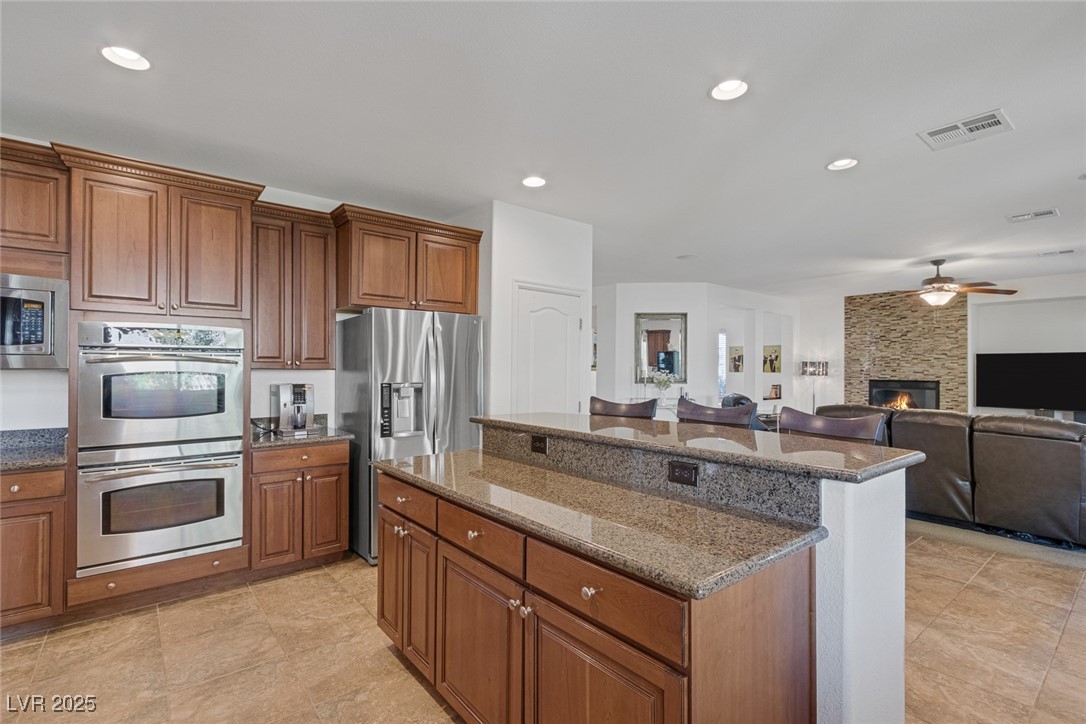 7872 Regency Park Street Property Photo 11