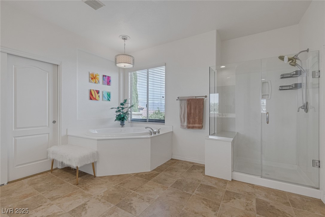 7872 Regency Park Street Property Photo 23