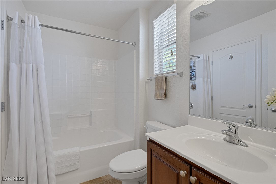 7872 Regency Park Street Property Photo 33