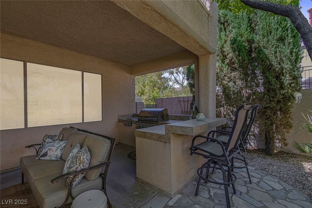 7872 Regency Park Street Property Photo 38