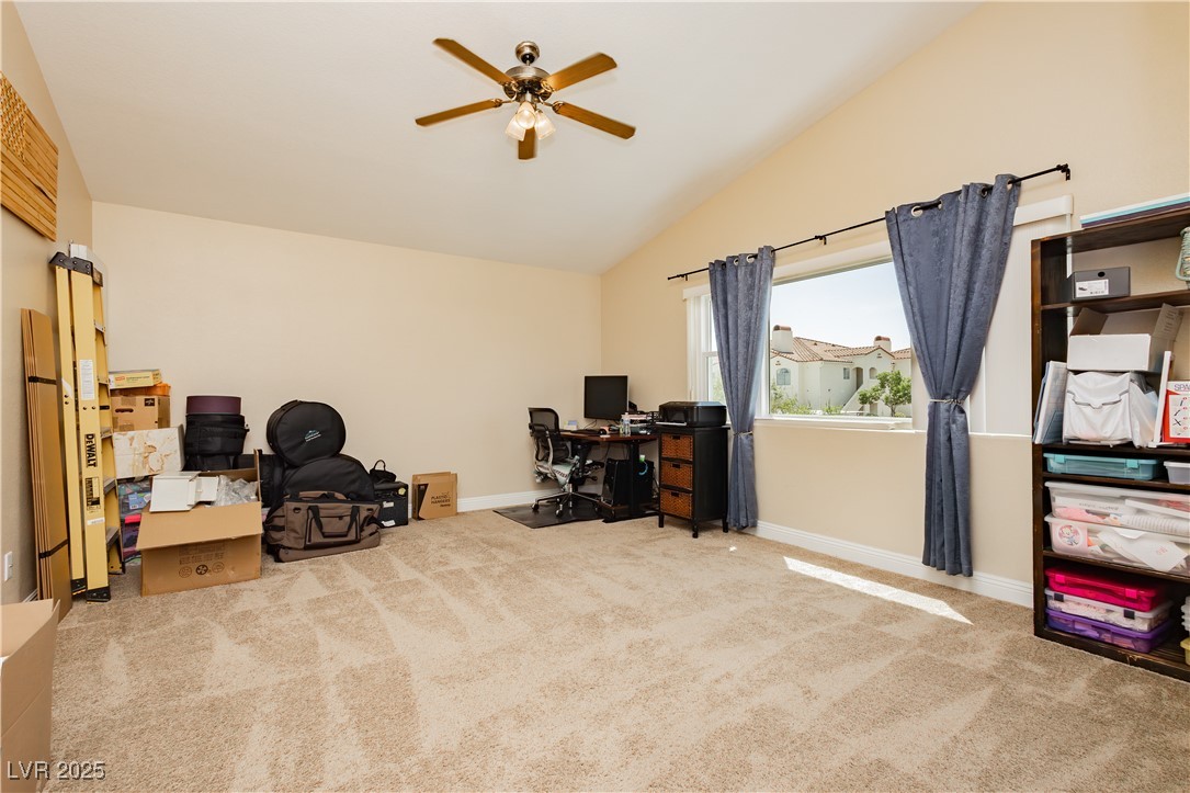 977 Trackers Glen Avenue Property Photo 13