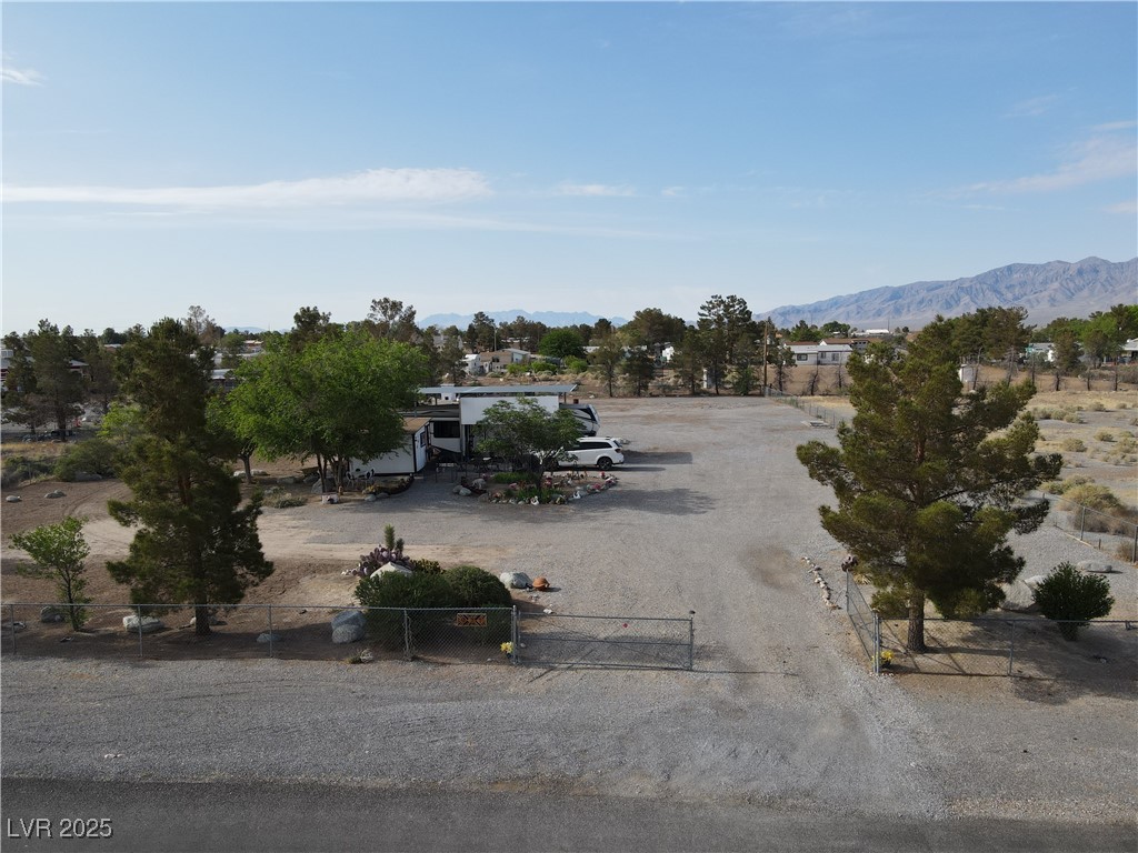 921 East Banjo Street Property Photo