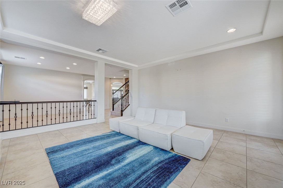 6205 Windy Oaks Court Property Photo 3