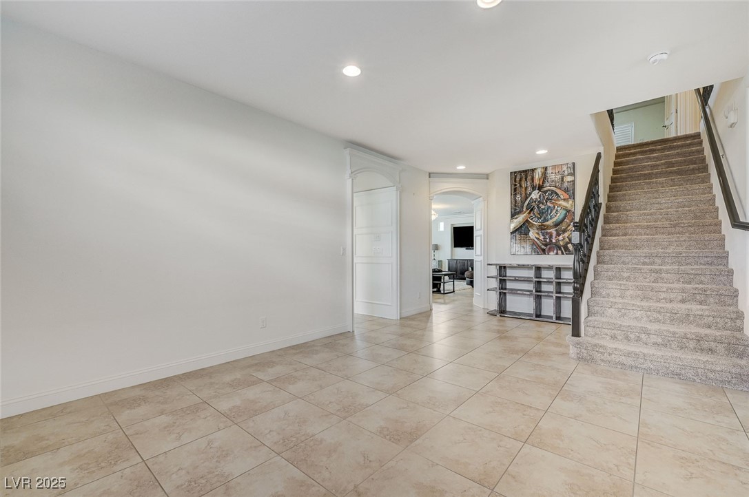 6205 Windy Oaks Court Property Photo 5