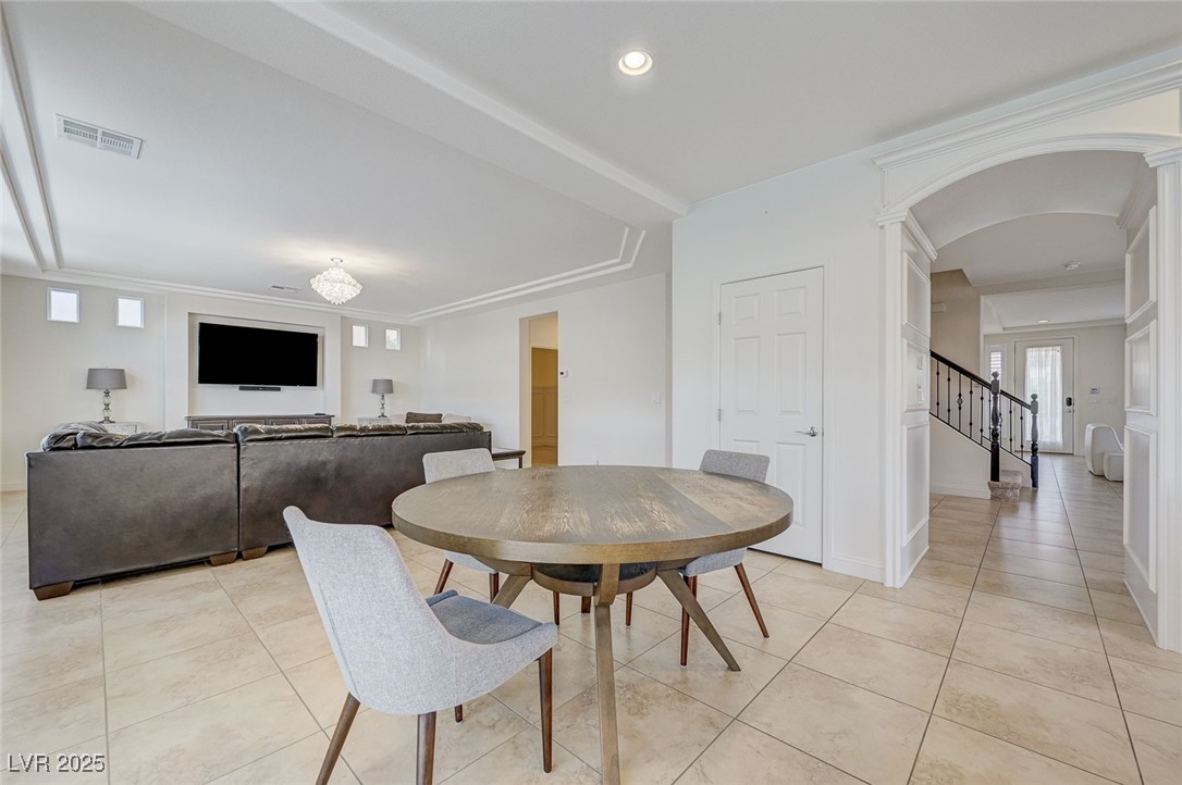 6205 Windy Oaks Court Property Photo 12