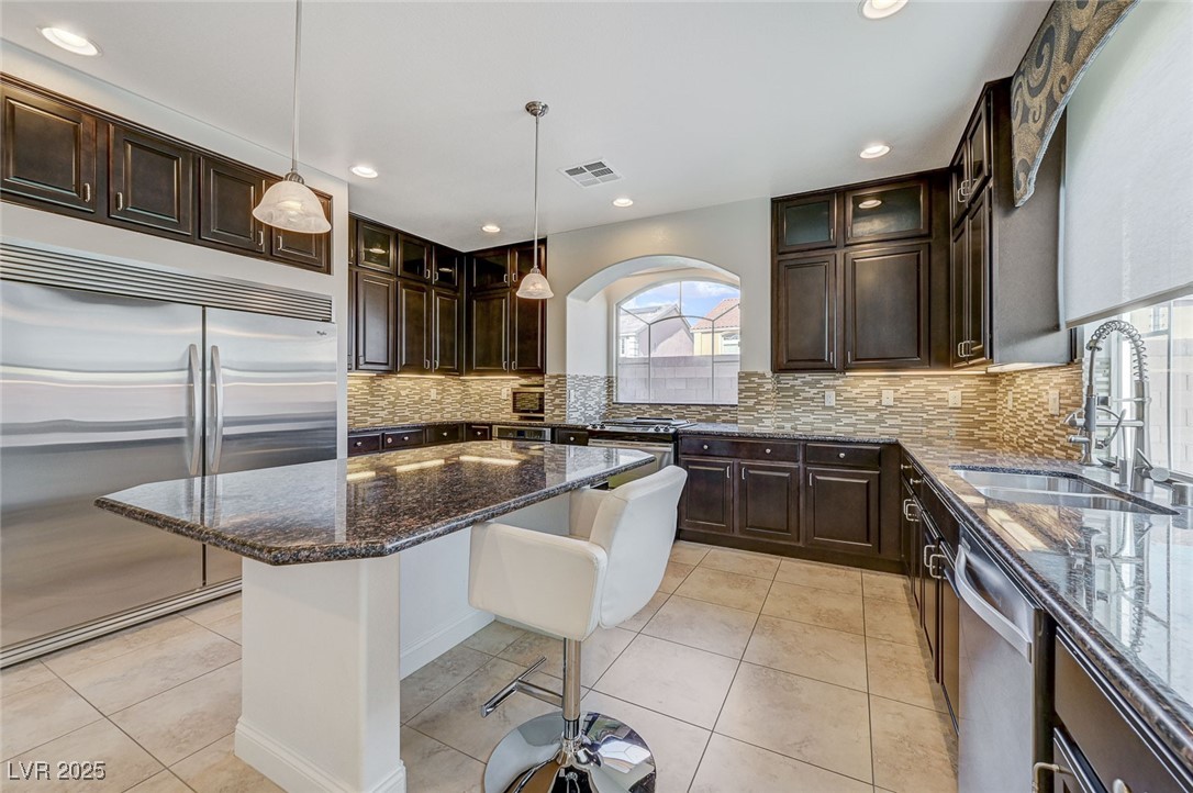 6205 Windy Oaks Court Property Photo 13