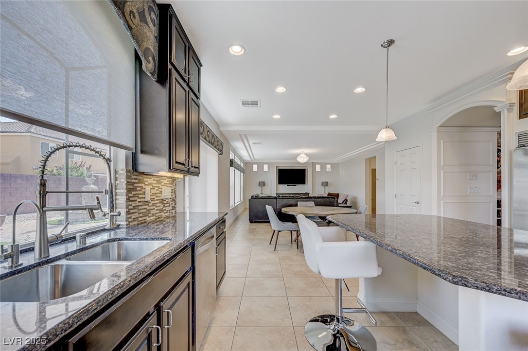6205 Windy Oaks Court Property Photo 15
