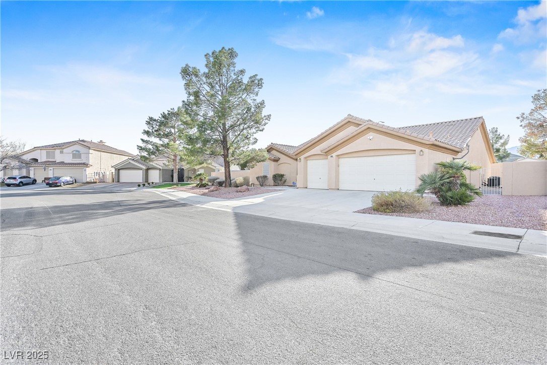 5405 Lucky Clover Street Property Photo