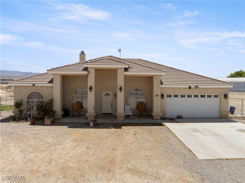 2571 North David Street Property Photo