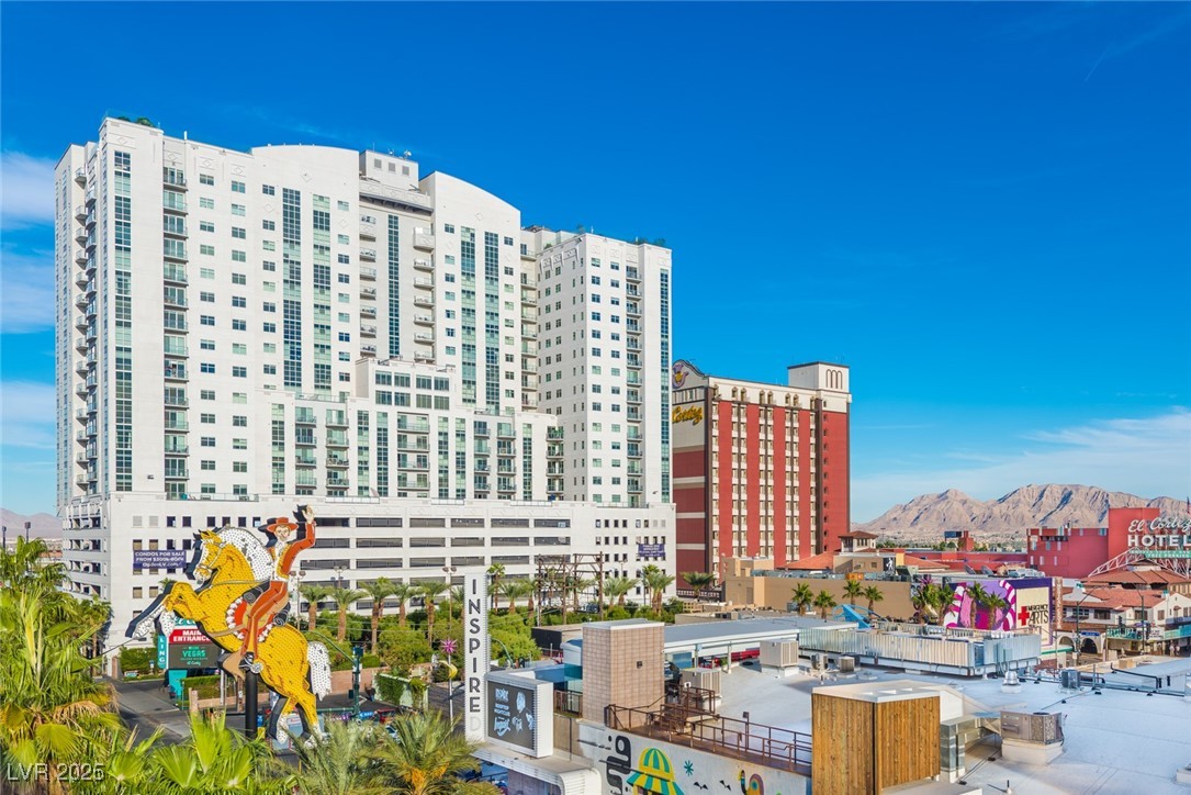 150 Las Vegas Boulevard 1606 Property Photo