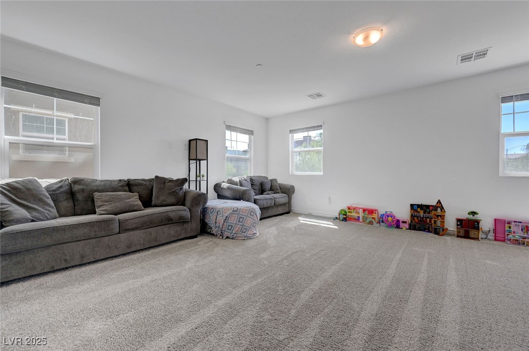 96 Campbelltown Avenue Property Photo 11