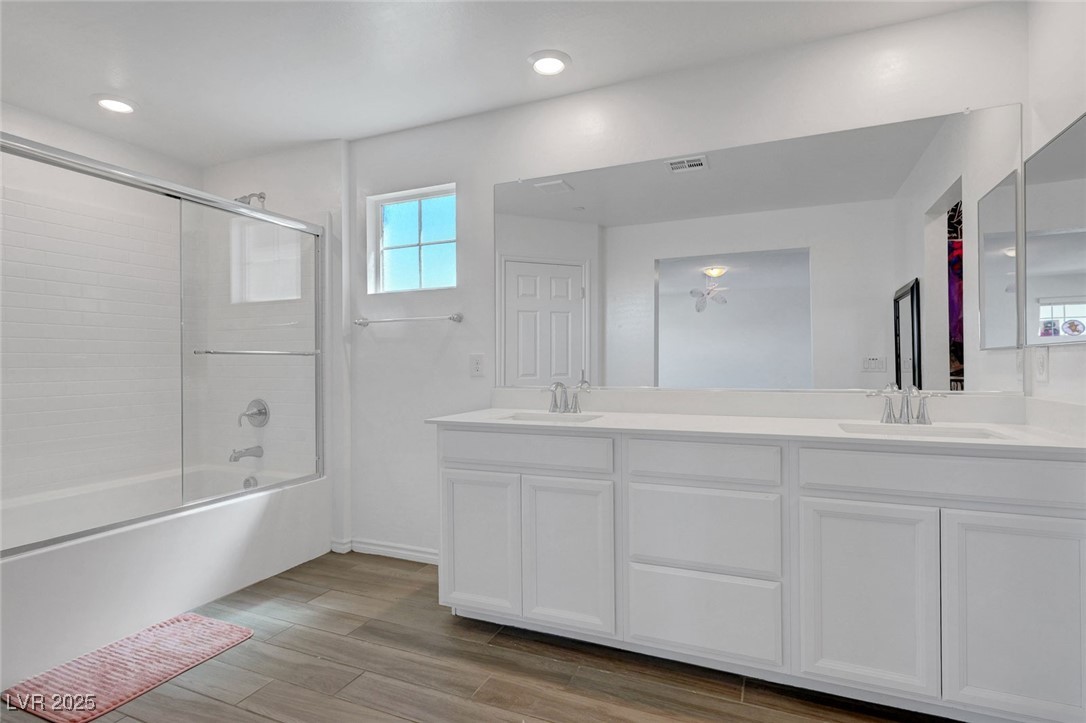 96 Campbelltown Avenue Property Photo 17