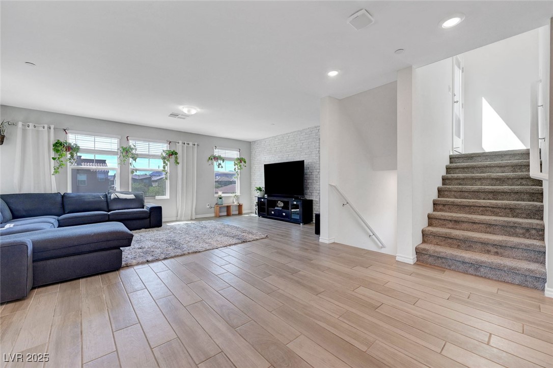 96 Campbelltown Avenue Property Photo 22