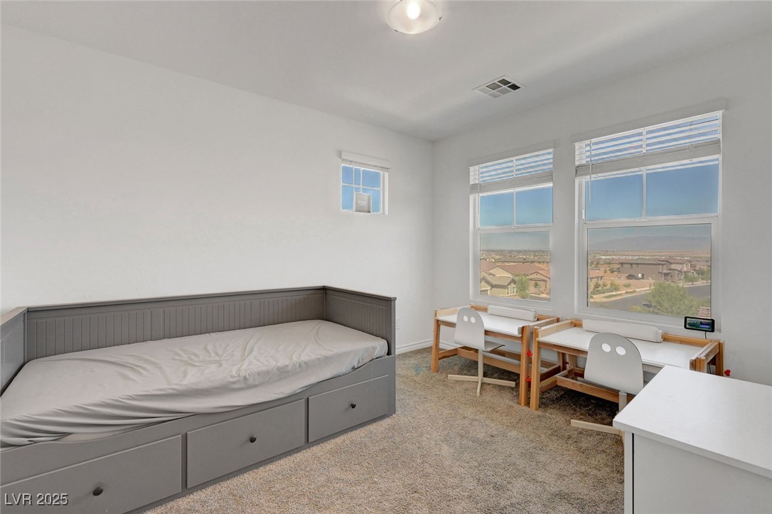 96 Campbelltown Avenue Property Photo 36