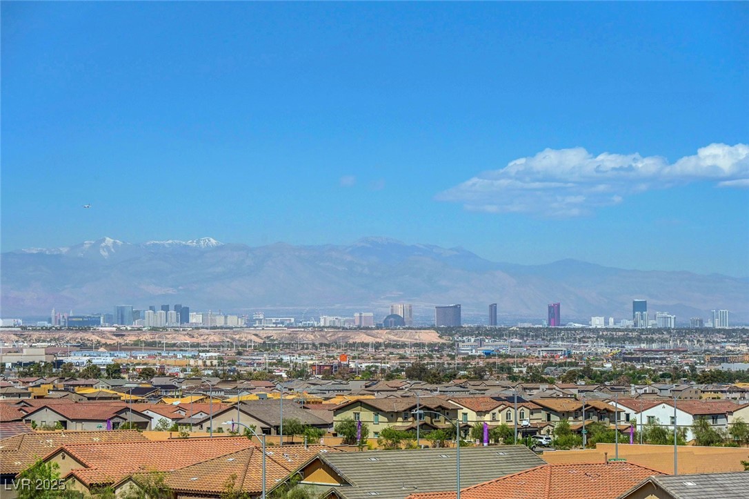 96 Campbelltown Avenue Property Photo 40