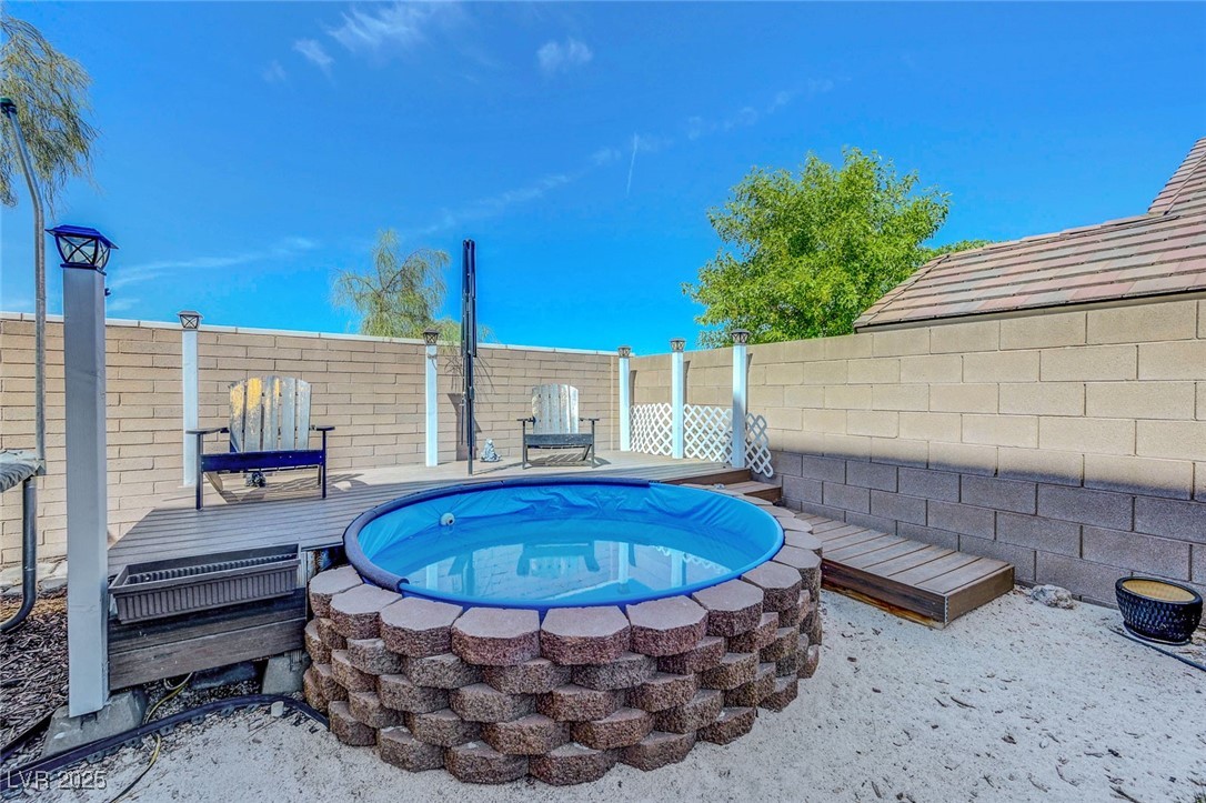 96 Campbelltown Avenue Property Photo 43