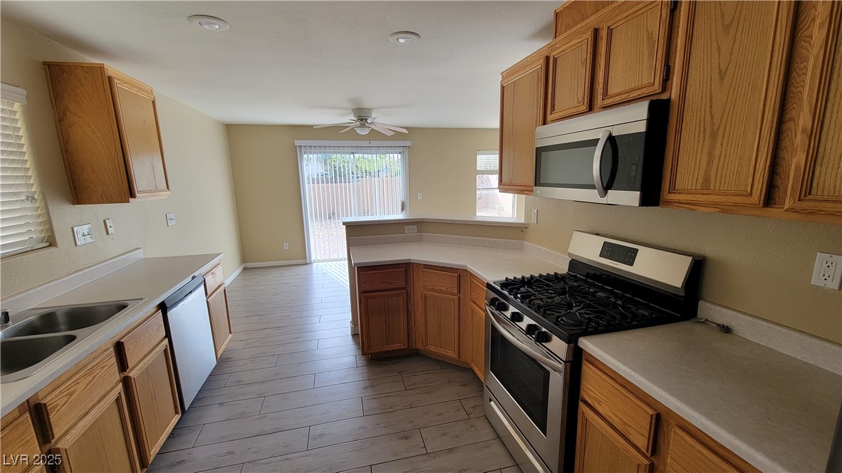 6217 Mercer Valley Street Property Photo 2