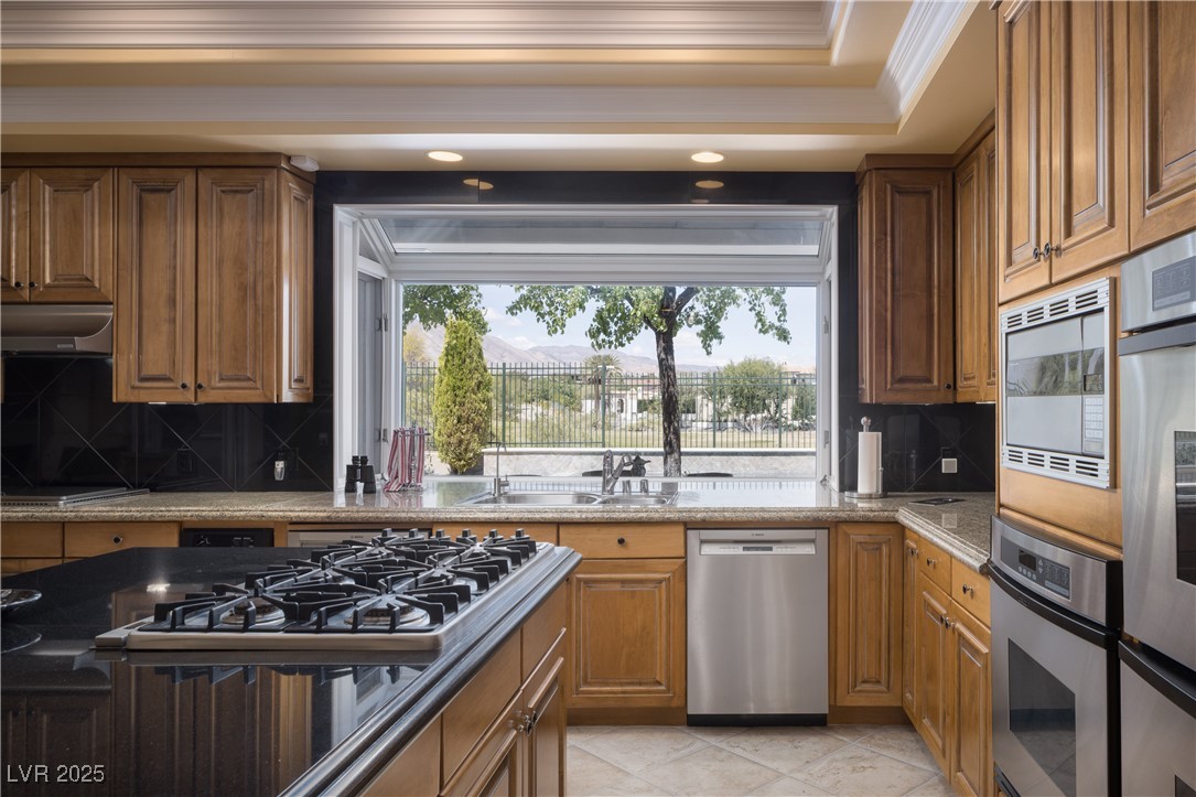 1413 Iron Hills Lane Property Photo 9