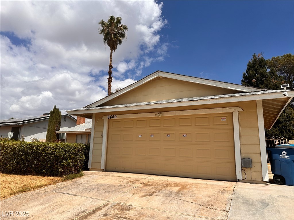 6460 Linda Lane Property Photo