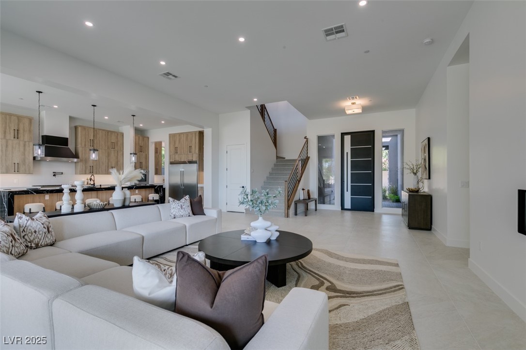 8721 Robinson Ridge Drive Property Photo 13