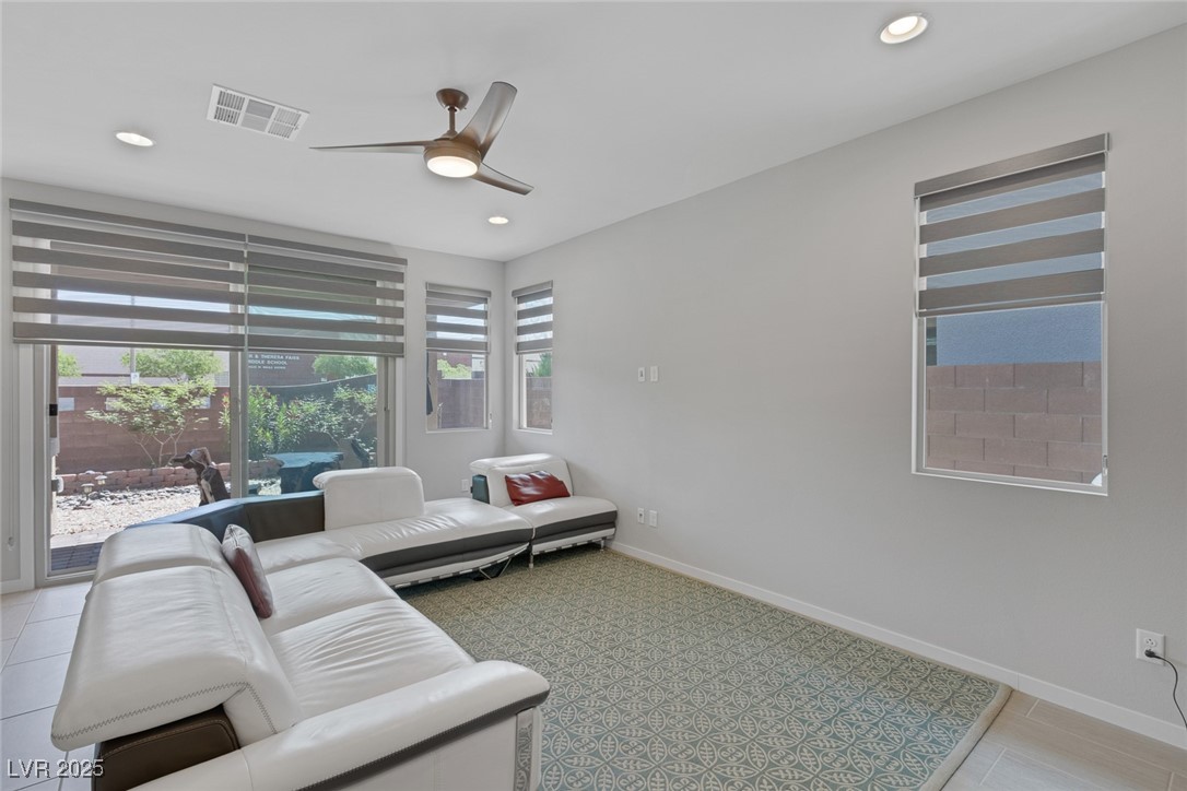 6934 Alexandrite Peak Street Property Photo 7