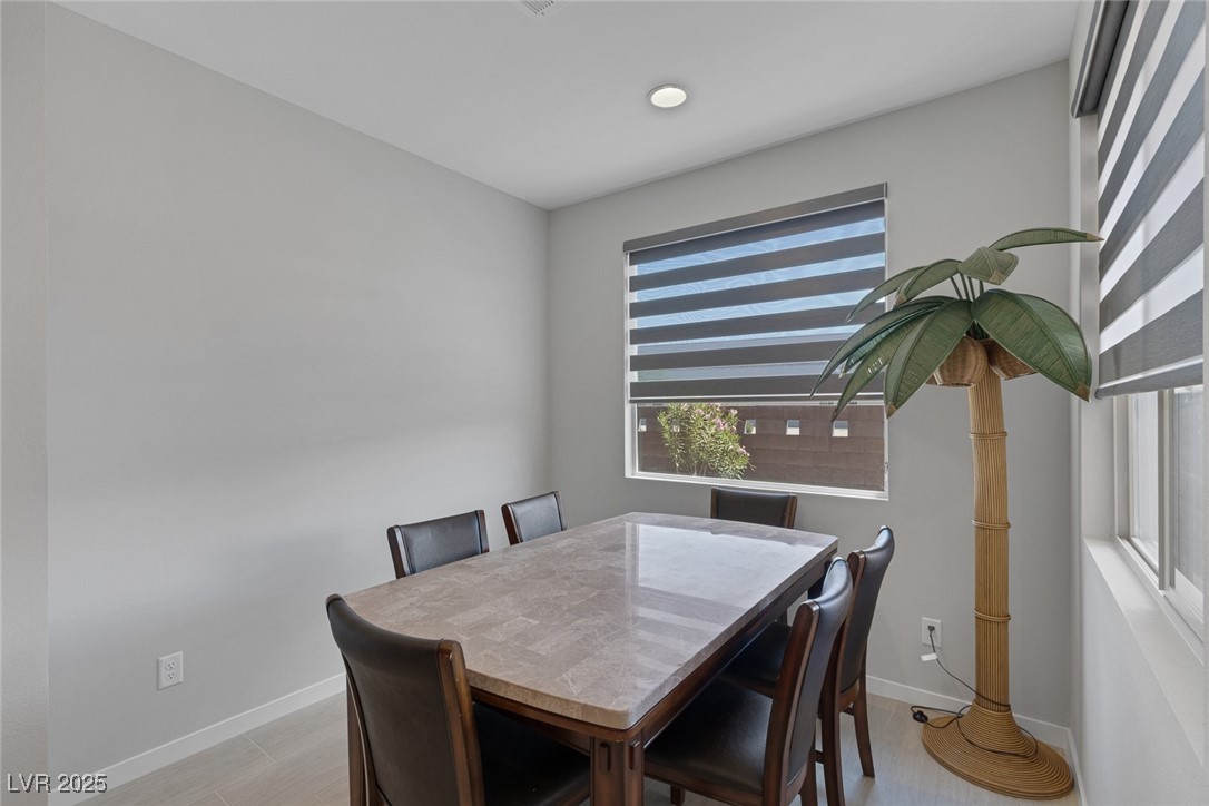 6934 Alexandrite Peak Street Property Photo 17