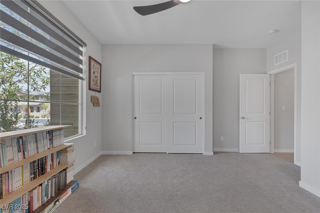 6934 Alexandrite Peak Street Property Photo 25