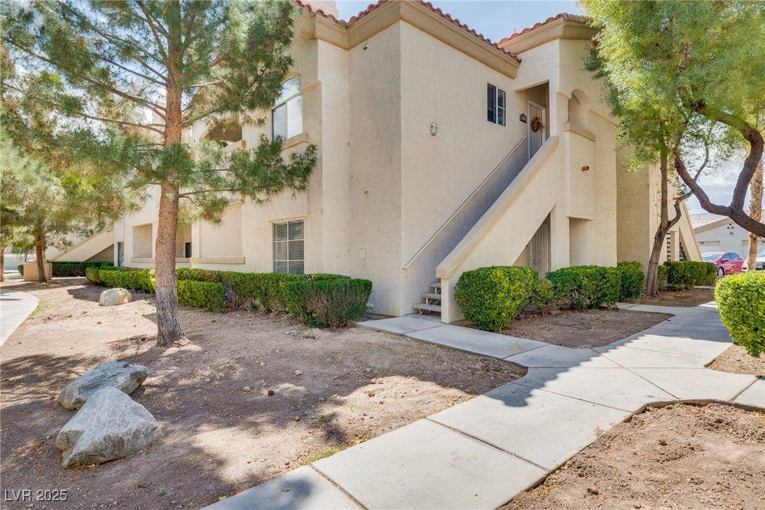 6480 Annie Oakley Drive 314 Property Photo 2