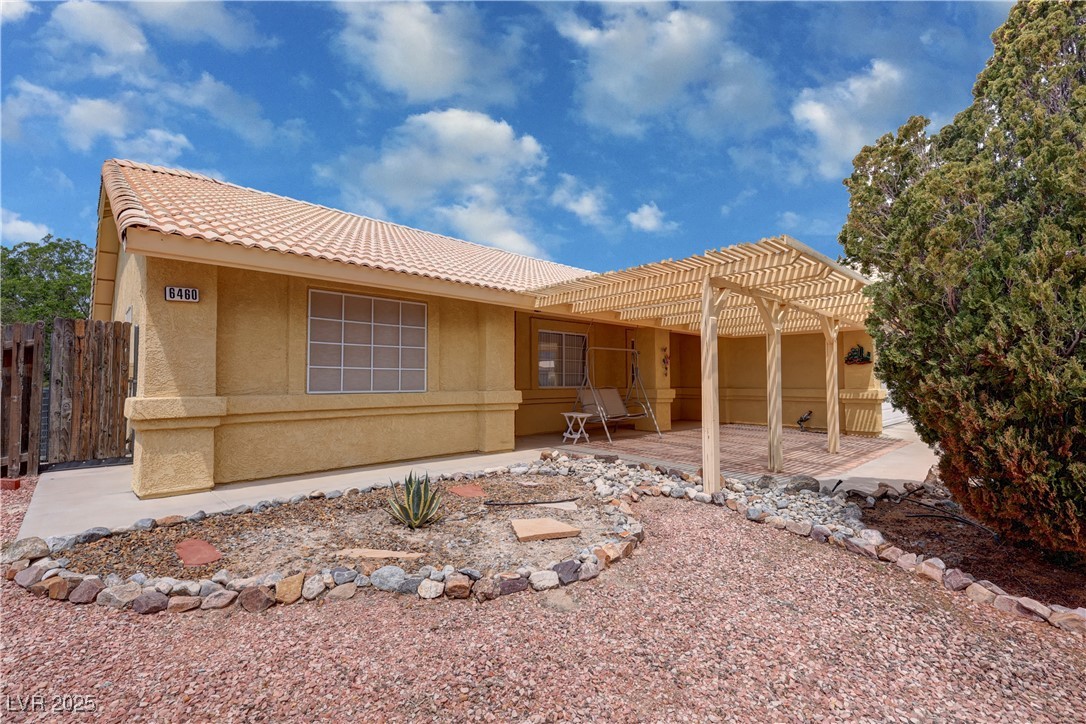 6460 Wagon Wheel Court Property Photo 1