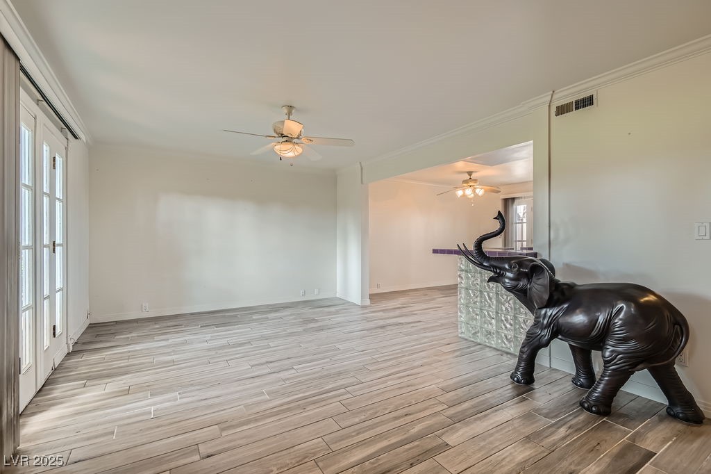 1034 Tam O Shanter Property Photo 20