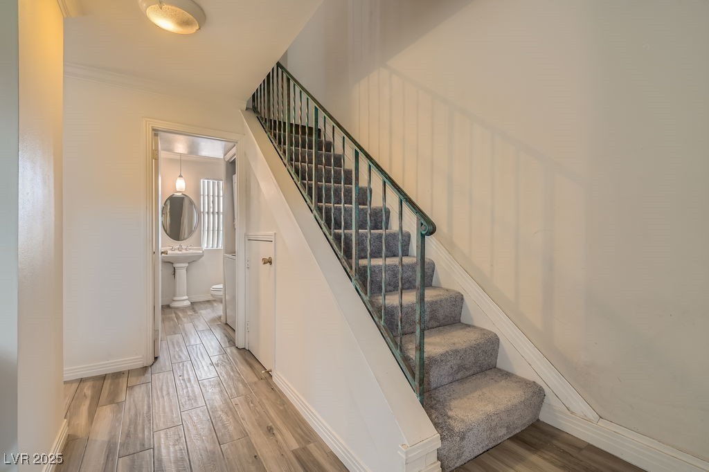 1034 Tam O Shanter Property Photo 23