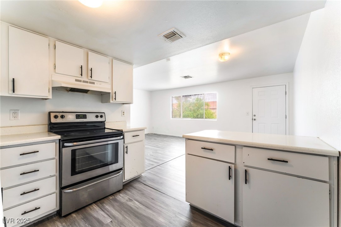 4721 Cessna Avenue 4 Property Photo 6