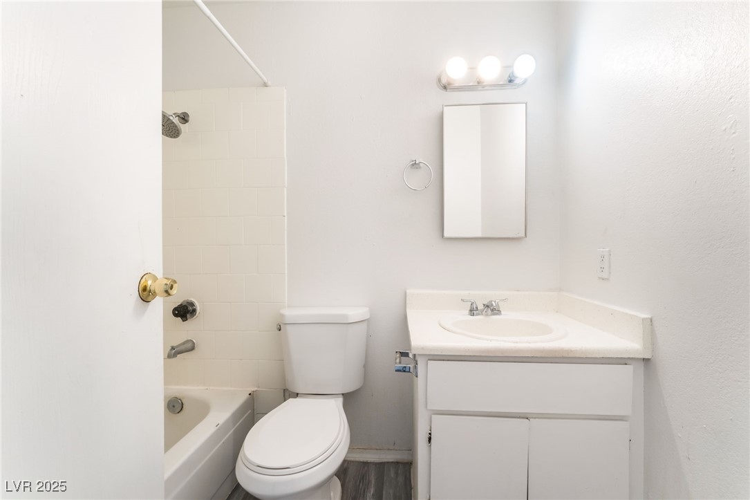 4721 Cessna Avenue 4 Property Photo 8