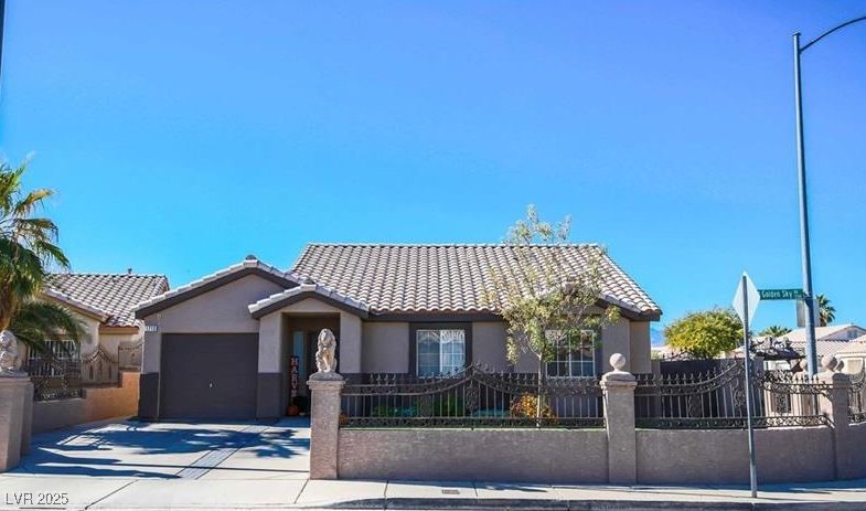 1713 Golden Sky Drive Property Photo