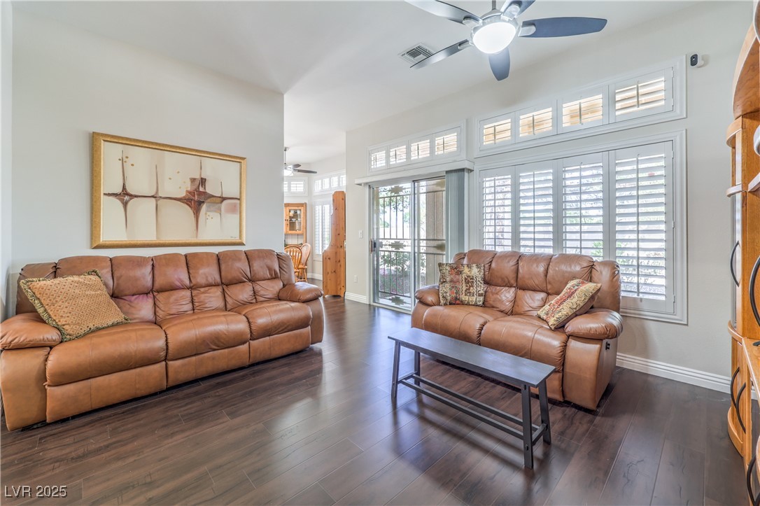 2330 Spring Water Drive Property Photo 13