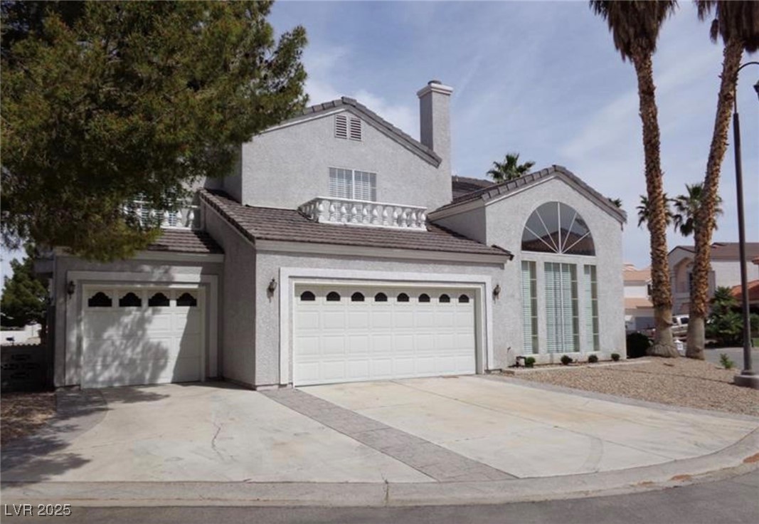 2830 Queens Courtyard Drive Property Photo 1