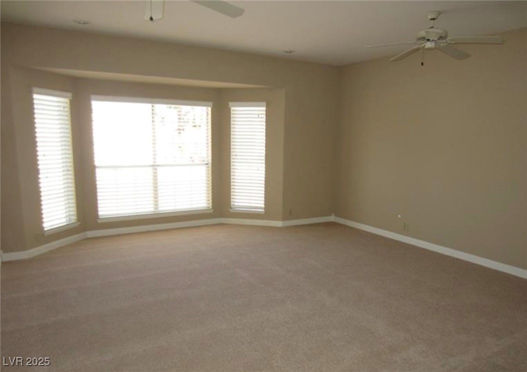 2830 Queens Courtyard Drive Property Photo 8