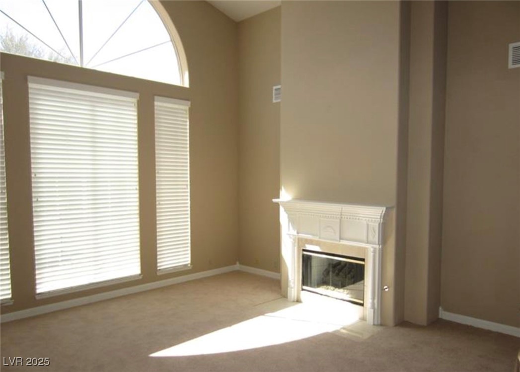2830 Queens Courtyard Drive Property Photo 12