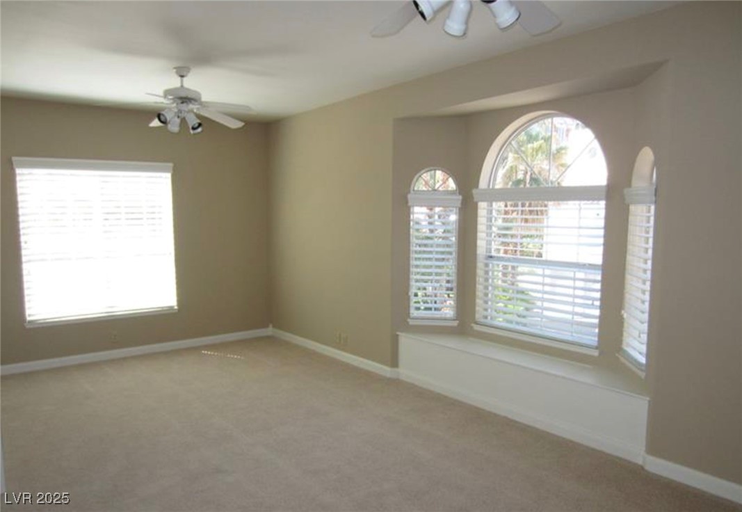 2830 Queens Courtyard Drive Property Photo 14