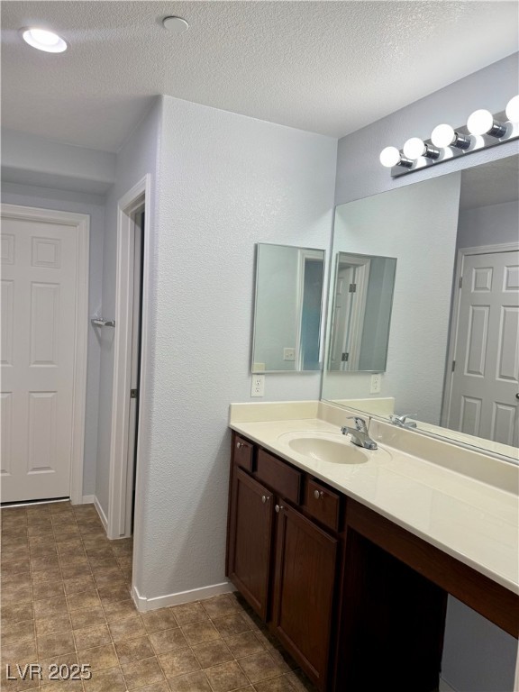 948 Crescent Falls Street Property Photo 11