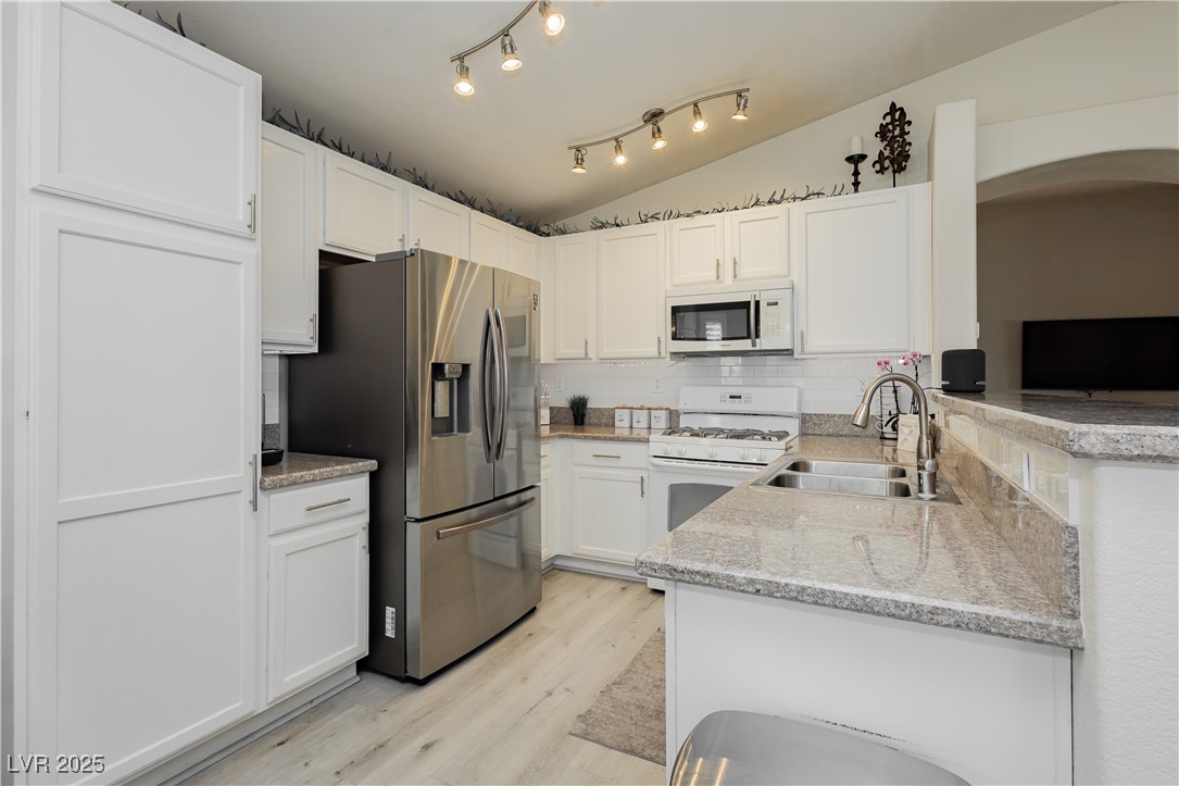 504 Painted Cloud Place Property Photo 16