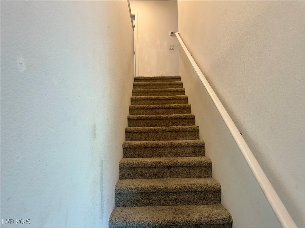 2872 Atomic Tangerine Way 2 Property Photo 16