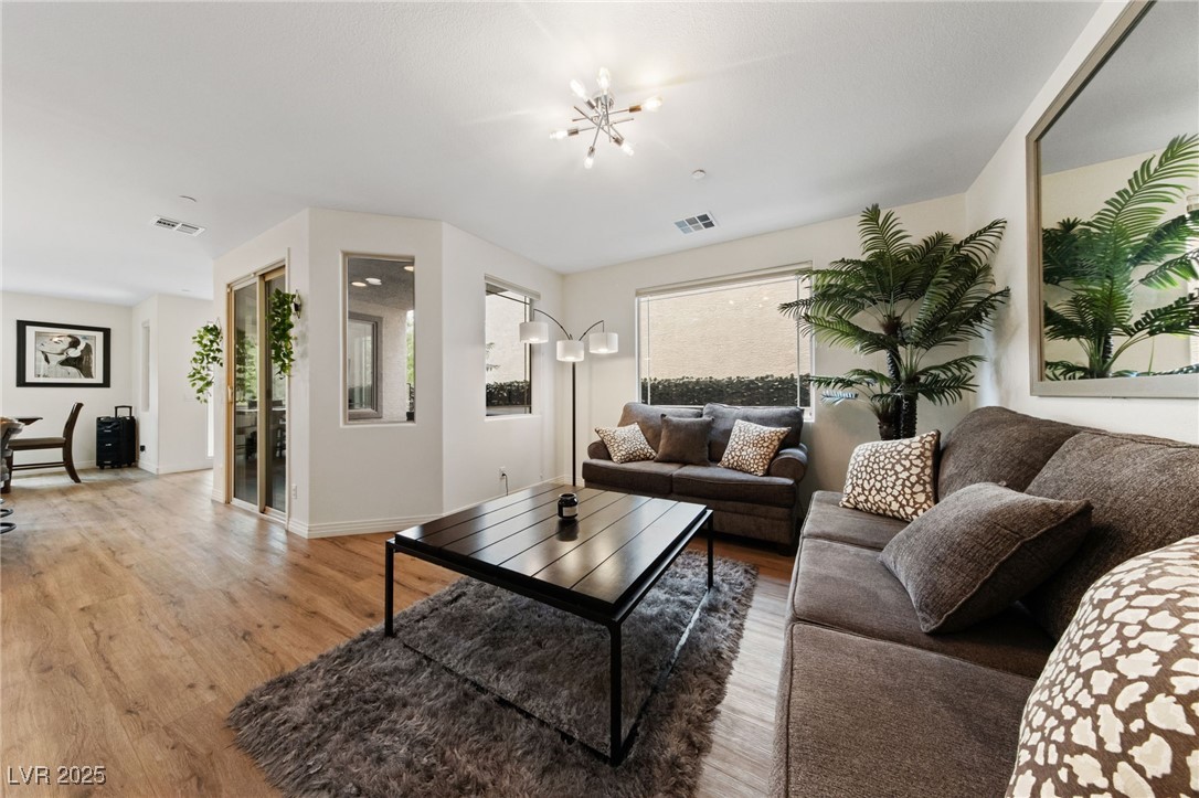 2606 Marvel Astoria Street Property Photo 6