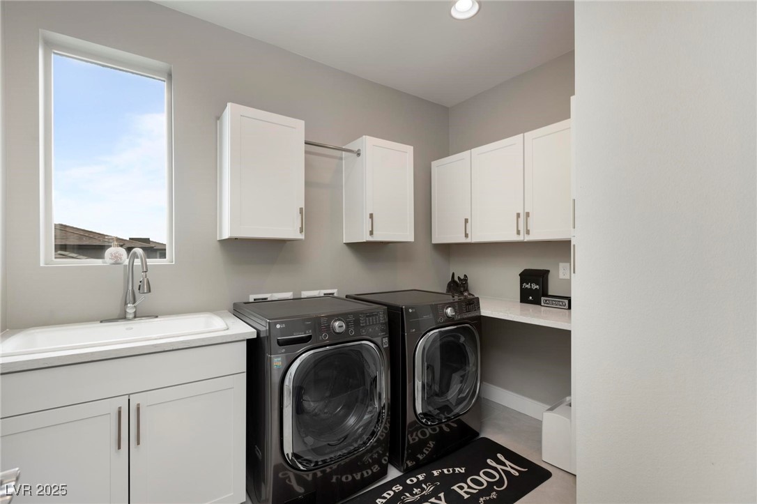2153 King Crest Court Property Photo 49