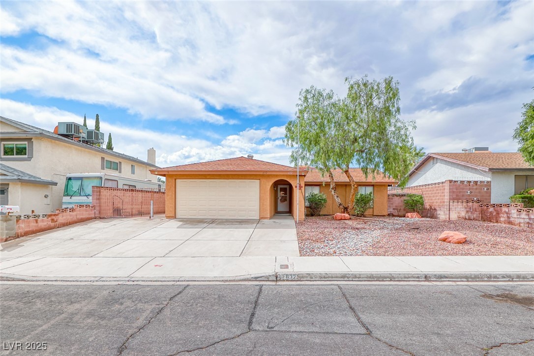 632 Arrayo Way Property Photo