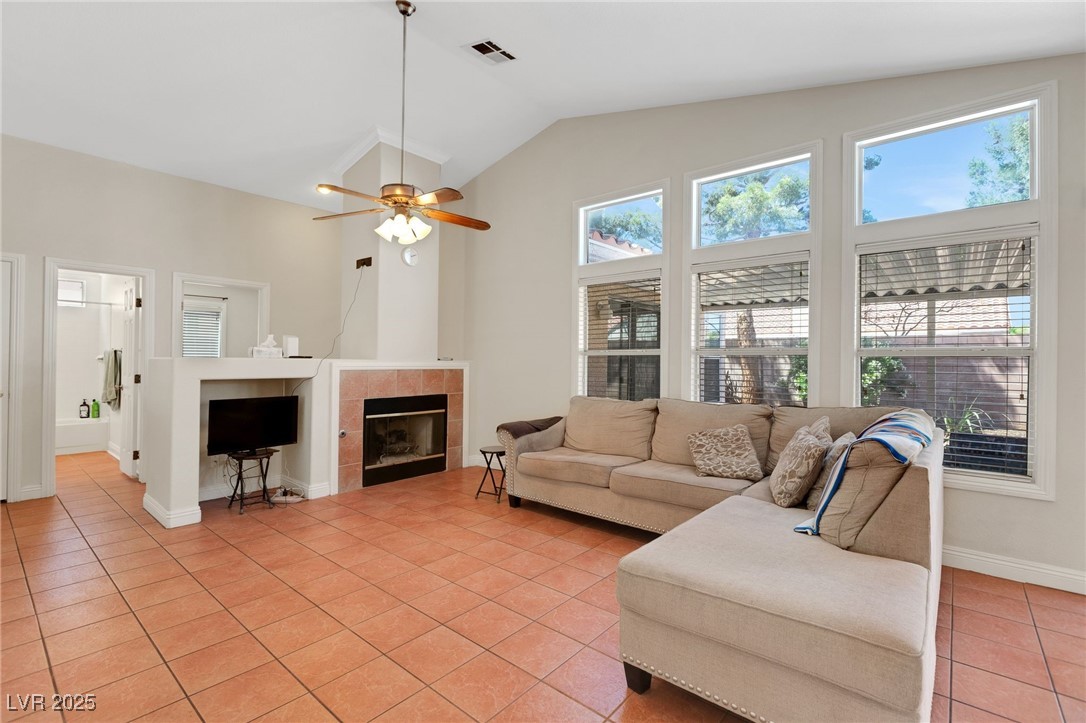 5900 Red Umber Avenue Property Photo 8