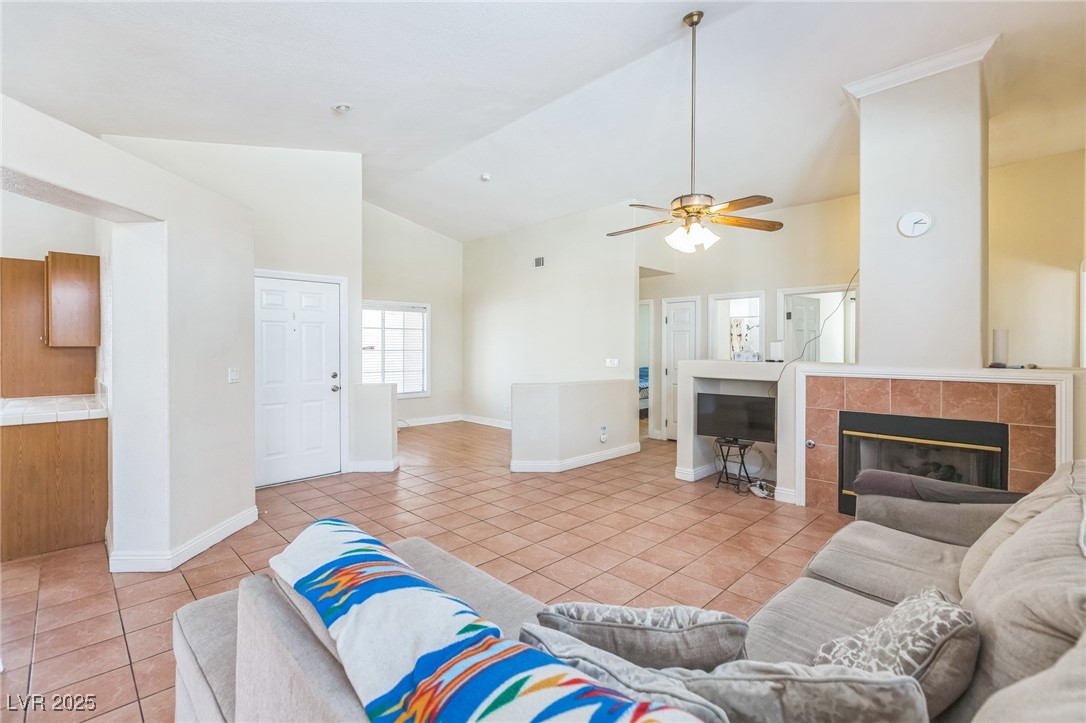 5900 Red Umber Avenue Property Photo 11