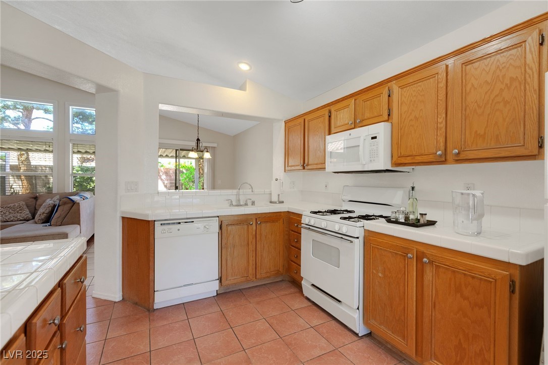 5900 Red Umber Avenue Property Photo 14