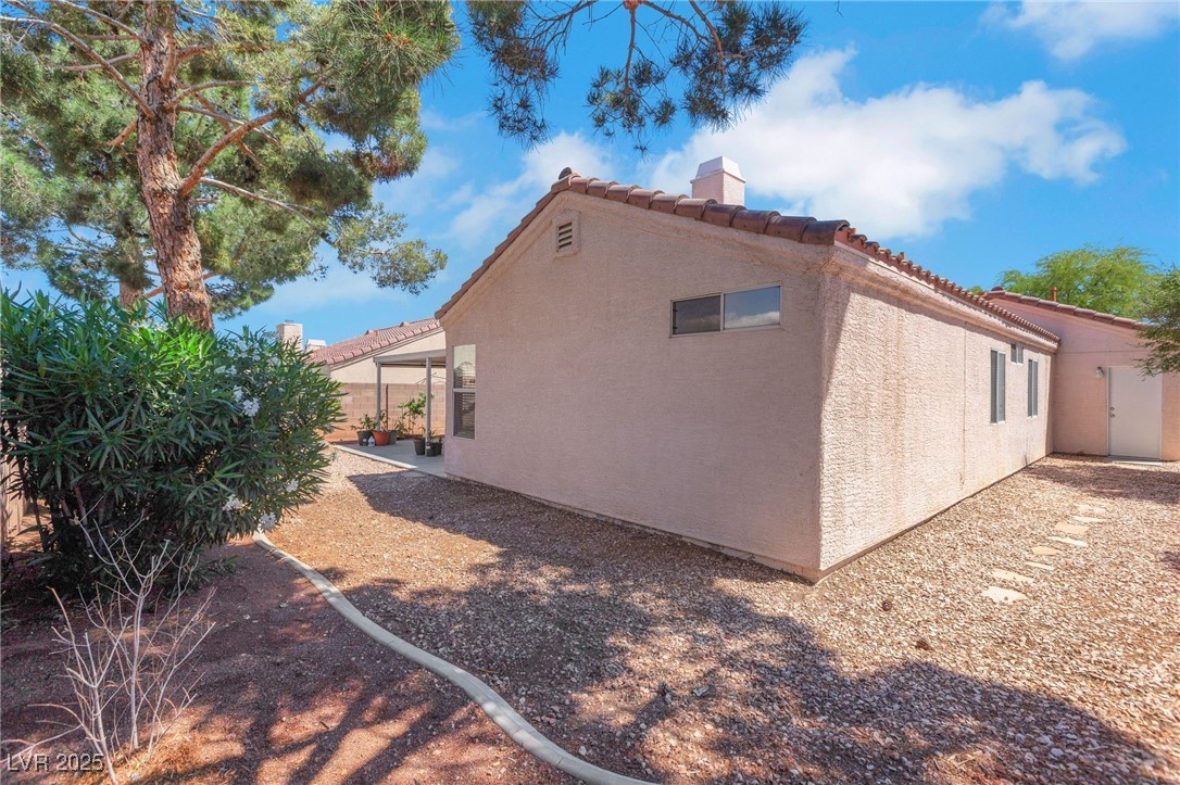 5900 Red Umber Avenue Property Photo 18