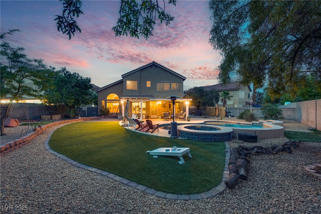 8253 Ruby Mountain Way Property Photo 3